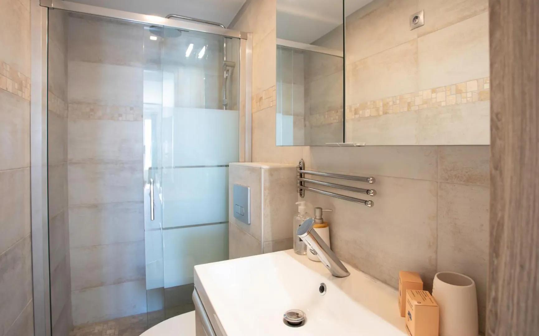 Apartment #35 Suite Promenade Vue Mer Proche Aeroport Balcon &Ac Nice