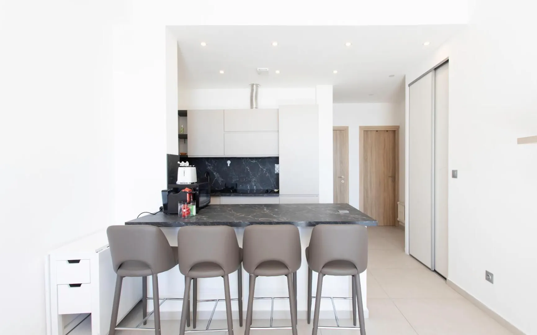 #35 Suite Promenade Vue Mer Proche Aeroport Balcon &Ac Nice