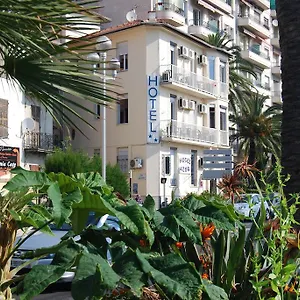 2* Hotel Azur